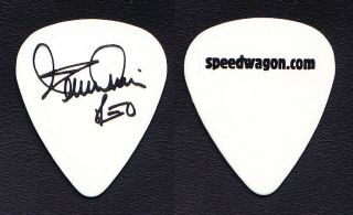 Reo Speedwagon Kevin Cronin Signature White/black Guitar Pick - 2009 Tour