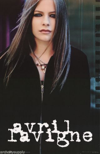 Poster : Music : Avril Lavigne - Posed - 6597 Rw6 T