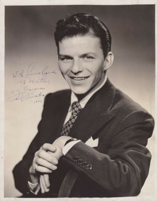 Frank Sinatra Rare Vintage Autograph Signed Photo 1942