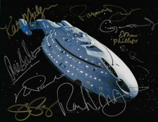 Awesome Star Trek: Voyager Autographed Photo Signed By 9 Main Cast Members