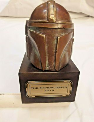 Star Wars The Mandalorion Series (2019) Bouty Hunter Employee Gift Bronze Statue