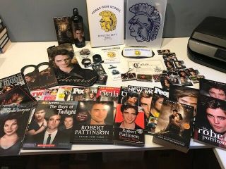 Twilight Saga Moon Random Memorabilia,  18 Magazines/book,  Robert Pattinson