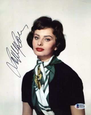 Sophia Loren Bas Beckett Hand Signed 8x10 Photo Autograph Authentic