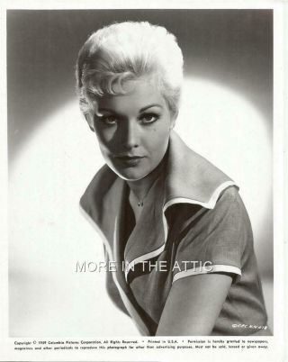Young Sexy Busty Kim Novak Vintage Columbia Pictures Portrait Still 3