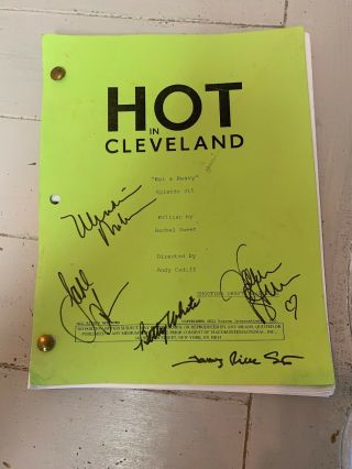 Hot In Cleveland Cast Signed Autograph Script,  Betty White,  James Patrick Stuart