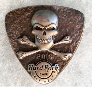 Hard Rock Cafe Key West 3d Skull Crossbones Jolly Roger Guitar Pick Pin 88099