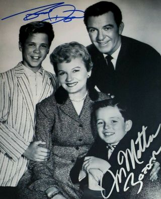 Jerry Mathers & Tony Dow 2x Signed 8x10 Photo W/ Holo Leave It To Beaver