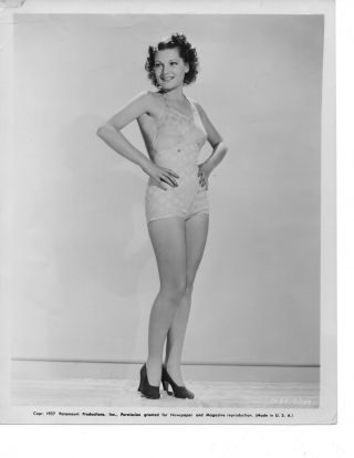 Anne Baxter Only 17 In Swimsuit And Heels 8 X 10 Portrait Photo