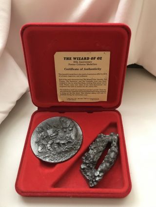 Wizard Of Oz - - 50th Anniversary Pewter Medallion And Case - Mgm Grand - Rare