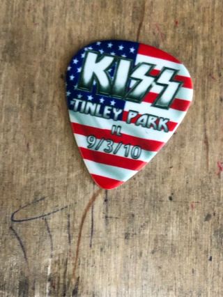 Kiss Hottest Earth Tour Guitar Pick Gene Simmons Tinley Illinois 9/3/10 Signed