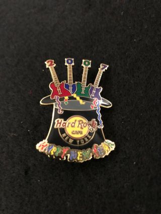 Hard Rock Cafe Pin York 2007 Happy Year Tophat With Guitars