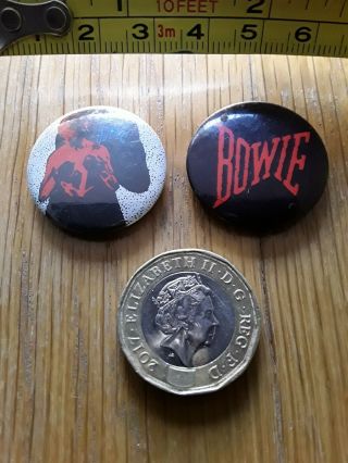 2 X Vintage 1980s David Bowie Wave Band Pop Music Badge Pin Back