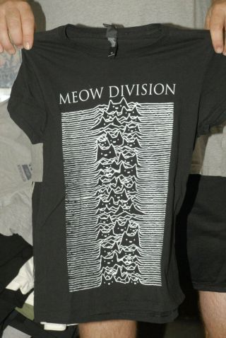 Meow Division T Shirt Joy Parody Cat Heads In The Lines Girls Med Cat Lover