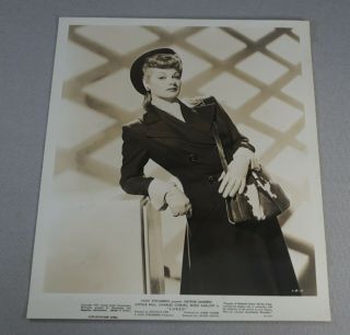1947 Lucille Ball Movie Lured Promotional Movie Still (inv.  003)