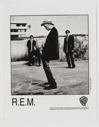 R.  E.  M. ,  Press Photo,  8x10 Glossy,  1996 Warner Bros,  Stipe,  Bills,  Buck