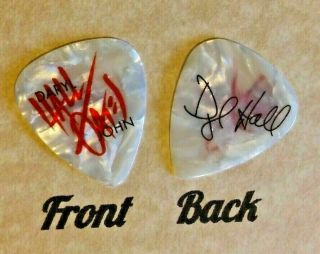 Hall & Oates - Band Logo Daryl Hall Signature Guitar Pick - (w)