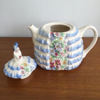 Vintage Sadler Teapot Ye Daintee Ladyee Blue and White Full Chintz Panel England 11