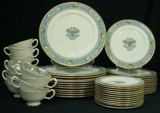 Lenox China Autumn Gold Stamp Pattern 60 - Piece Set Service For 12