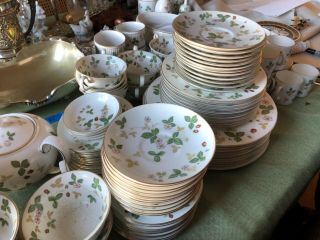 Wedgwood Wild Strawberry 60 Piece Set For 12 And Serving Dishes.