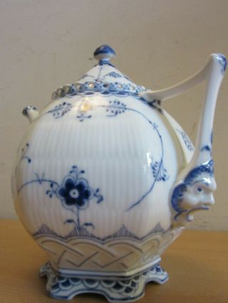 Royal Copenhagen Tea Set Blue Fluted Full Lace w Face 1119 Tea pot creamer Sugar 4