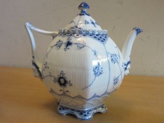 Royal Copenhagen Tea Set Blue Fluted Full Lace w Face 1119 Tea pot creamer Sugar 5
