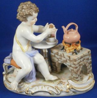 Antique Meissen Porcelain Hot Chocolate Pot Fire Figurine Figure Porzellan Figur