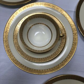 Tiffany Minton China Porcelain gold rimmed Antique Cup Saucer Plate Set 10 H1992 2