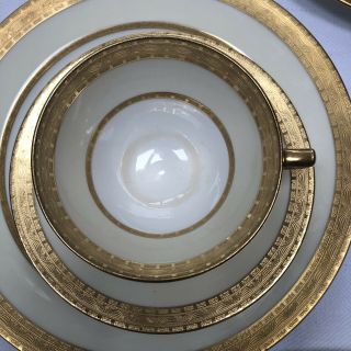 Tiffany Minton China Porcelain gold rimmed Antique Cup Saucer Plate Set 10 H1992 3