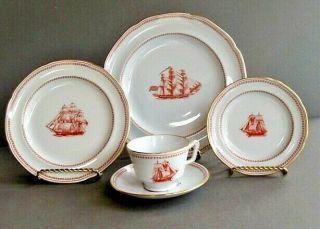 Spode TRADE WINDS RED (Gold Trim) Eight 5 - Piece Settings 40pcs.  1st Quality 2