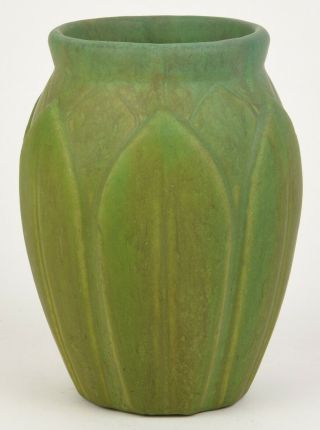 Roseville Early Velmoss 6 " Tall Arts And Crafts Vase