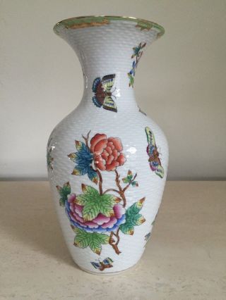 Rare Herend Hungary Queen Victoria Large Vase Butterfly Floral 6953 Dated 1948