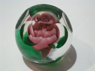 Vintage Signed Joe St Clair Pink Flower In Crystal Bubble Art Glass Paperweight