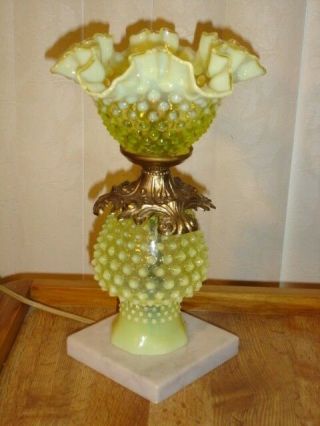 FENTON VASELINE HOBNAIL OPALESCENT GLASS LAMP W/LIGHTING IN THE SHADE & BASE. 2