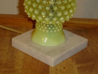 FENTON VASELINE HOBNAIL OPALESCENT GLASS LAMP W/LIGHTING IN THE SHADE & BASE. 4