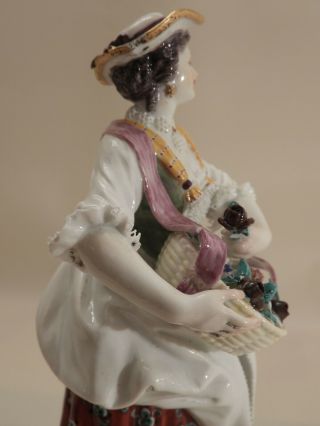 Antique 1st Quality Meissen Figurine Lady w Basket of flowers & ribbon 5