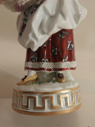 Antique 1st Quality Meissen Figurine Lady w Basket of flowers & ribbon 7