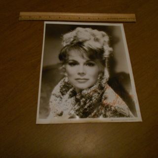 Eva Gabor Was A Hungarian - American Actress,  Singer Hand Signed 8 X 10 Photo