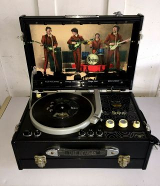 The Beatles Rare Retro Pick - Up Cd Player / Radio Shaped As Record Player