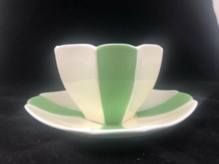 Shelley Queen Anne Green Harlequin Panels Tulip Handle Cup & Saucer 4