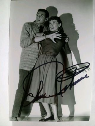 Ann Robinson Hand Signed Autograph 4x6 Photo - The War Of The Worlds 1953