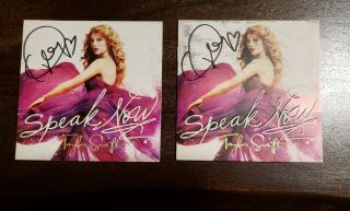 Taylor Swift Autographed Speak Now Cd Album Books