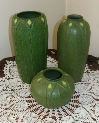 Arts and Clay Jemerick Pottery Matte Green Vase With Yellow Buds 5 and 1/4 Inche 7