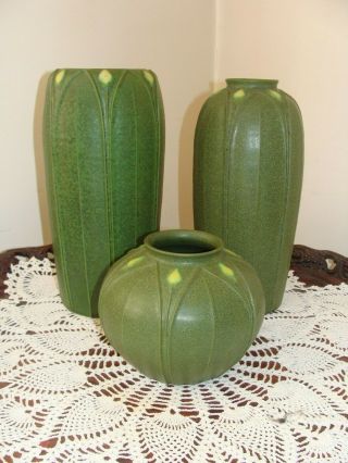 Arts and Clay Jemerick Pottery Matte Green Vase With Yellow Buds 5 and 1/4 Inche 8