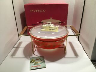 Vintage Mid Century Pyrex Golden Leaf Christmas Casserole With Lid,  Cradle & Box