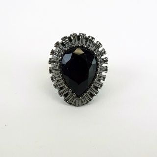 Miranda Lambert Unlabeled Black Stone Cocktail Ring Size 6.  5