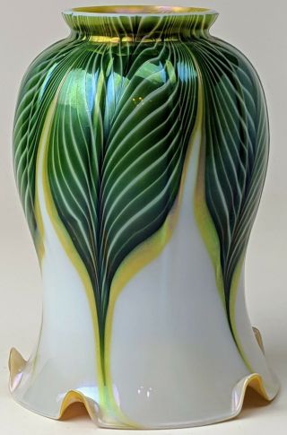 Art Nouveau Glass Lamp Shade 2.  25 " Fitter Magnolia Gold 2009 Lundberg Studios