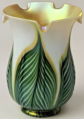 Art Nouveau Glass Lamp Shade 2.  25 