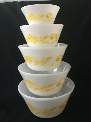 Federal Glass Mixing Bowl Set With Yellow Scrolls And Flowers (5 Bowls)