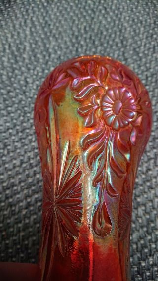 Eda Carnival Glass 6.  1/2 " Cupped In Vase - Floral Sunburst
