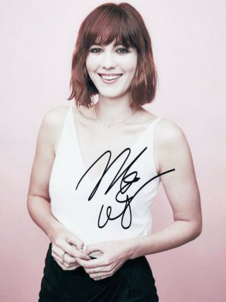 Mary Elizabeth Winstead Signed 8x10 Auto Photo In